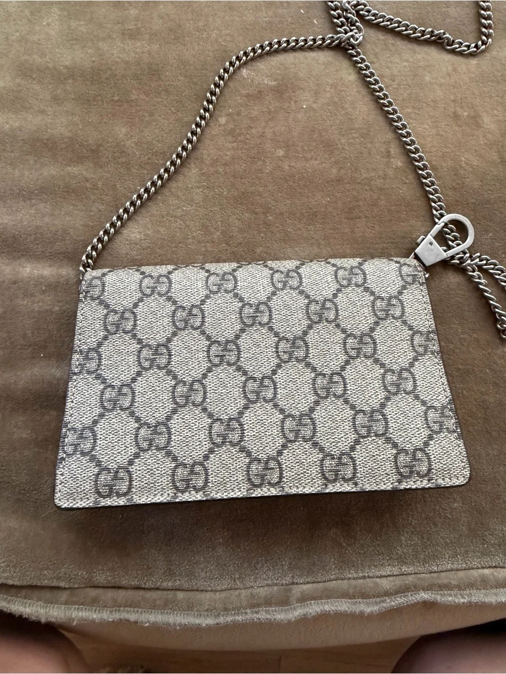 Gucci Beige GG Supreme Crossbody Bag with Silver Hardware